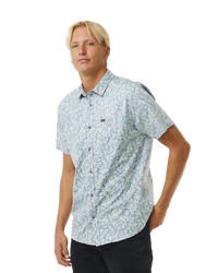 The Rip Curl Mens Floral Reef Shirt in Bluestone