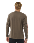 The Rip Curl Mens Fade Out Icon Long Sleeve T-Shirt in Rock