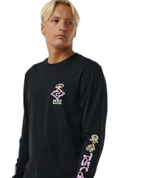 The Rip Curl Mens SWC Peace T-Shirt in Black