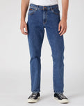 The Wrangler Mens Texas Jeans in Stonewash