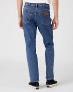 The Wrangler Mens Texas Jeans in Stonewash