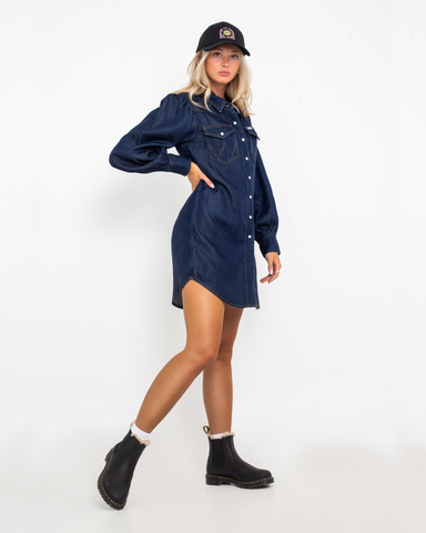 The Wrangler Womens Balloon Sleeve Shirt Dress in Rinse