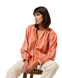 The Wrangler Womens Poet Sleeve Shirt in Brandied Melon