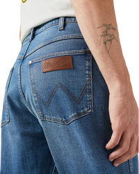 The Wrangler Mens Frontier Jeans in Brennen