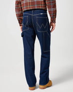 The Wrangler Mens Relaxed Straight Jeans in Bad Hoss