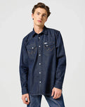 The Wrangler Mens Blue Bell 2 Pocket Shirt in Rinse