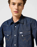 The Wrangler Mens Blue Bell 2 Pocket Shirt in Rinse