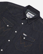 The Wrangler Mens Blue Bell 2 Pocket Shirt in Rinse