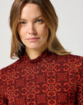 Mockneck Top in Retro Crosstitch