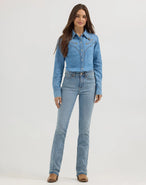 Boot Hugger Jeans in Sky Wash