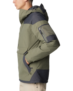 The Columbia Mens Challenger Pullover Jacket in Stone Green & Shark