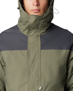 The Columbia Mens Challenger Pullover Jacket in Stone Green & Shark