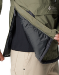 The Columbia Mens Challenger Pullover Jacket in Stone Green & Shark