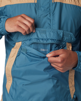 The Columbia Mens Challenger Windbreaker Jacket in Cloudburst & Canoe