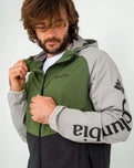 The Columbia Mens Panther Creek Jacket in Canteen, Flint Grey & Black