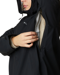 The Columbia Womens Omni-Tech Ampli-Dry Shell Jacket in Black