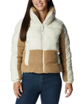 The Columbia Womens Leadbetter Point Sherpa Hybrid Jacket in Chalk Beach