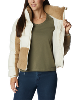 The Columbia Womens Leadbetter Point Sherpa Hybrid Jacket in Chalk Beach