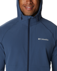The Columbia Mens Tall Heights Hooded Softshell Jacket in Dark Mountain & Collegiate Navy Ripstop