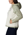 The Columbia Womens Ali Peak Overlay Fleece Jacket in Chalk & Safari