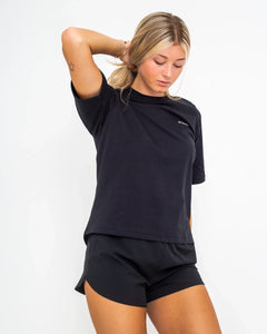 The Columbia Womens North Cascades T-Shirt in Black & Simple Gorge