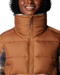 The Columbia Womens Leadbetter Point II Print Sherpa Hybrid Jacket in Camel Brown & Nocturnal Omblur Print