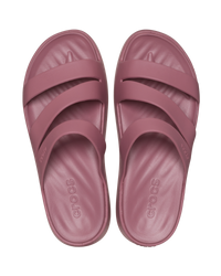 The Crocs Womens Getaway Strappy Sandals in Cassis