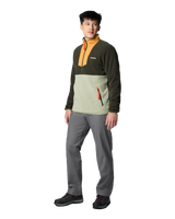 The Columbia Mens Sequoia Grove Half Zip Fleece Jacket in Greenscape, Sunstone, Safari & Spicy Pull