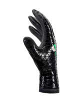 The Solite Gauntlet 3.2 Wetsuit Gloves in Black & Green