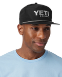 The Yeti Mens Yeti Coolers Mid Pro Flat Brim Rope Cap in Black