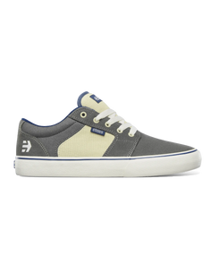 The Etnies Mens Barge Shoes in Grey & Navy