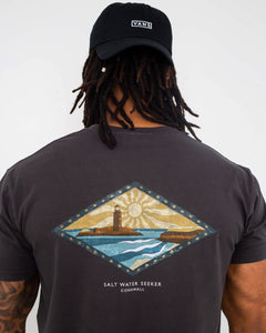 The Salt Water Seeker Mens Golden T-Shirt in Faded Black