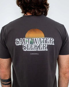 The Salt Water Seeker Mens Wild West T-Shirt in Faded Black