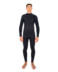 The O'Neill Mens HyperFreak 4/3mm+ Chest Zip Wetsuit in Black