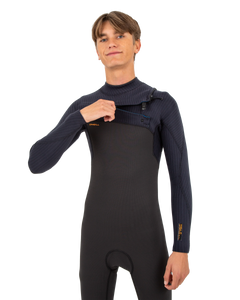 The O'Neill Mens HyperFreak 5/4mm+ Chest Zip Wetsuit in Raven & Black