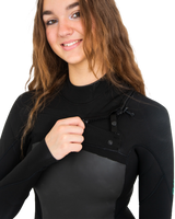 The O'Neill Womens Womens Epic 4/3mm Chest Zip Wetsuit (2022) in Black