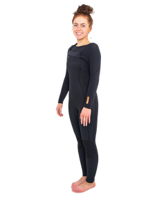 The O'Neill Womens Womens HyperFreak 5/4mm+ Hooded Chest Zip Wetsuit in Black