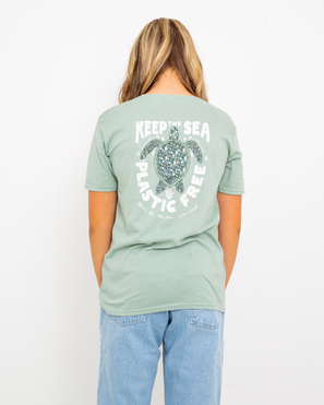 Girls Turtle T-Shirt in Sage