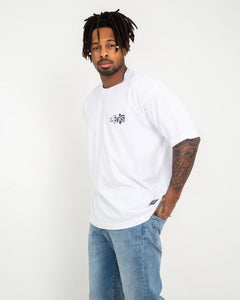 The Levi's® Mens Skateboarding Graphic Boxy T-Shirt in White