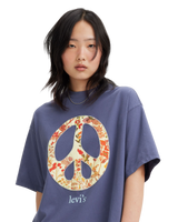 The Levi's® Womens Graphic Short Stack T-Shirt in Peace