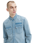 The Levi's® Mens Sawtooth Relaxed Fit Western Shirt in Medium Wash Blue