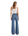 The Levi's® Womens Ribcage Bell Jeans in Sonoma Walks