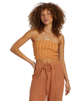 The Billabong Womens Keep It Simple Top in Peach Punch
