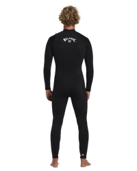 The Billabong Mens Foil 3/2mm Chest Zip Wetsuit in Black