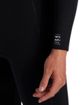 The Billabong Mens Foil 4/3mm Chest Zip Wetsuit in Black