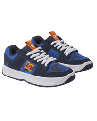 The DC Shoes Boys Boys Lynx Zero Shoes in Shady Blue & Orange