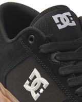 The DC Shoes Mens Teknic Shoes in Black & Gum