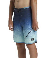 The Quiksilver Boys Boys Everyday New Wave Boardshorts in Dark Navy