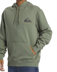 The Quiksilver Mens Omni Logo Hoodie in Sea Spray