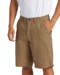 The Quiksilver Mens Carpenter Walkshorts in Timber Wolf